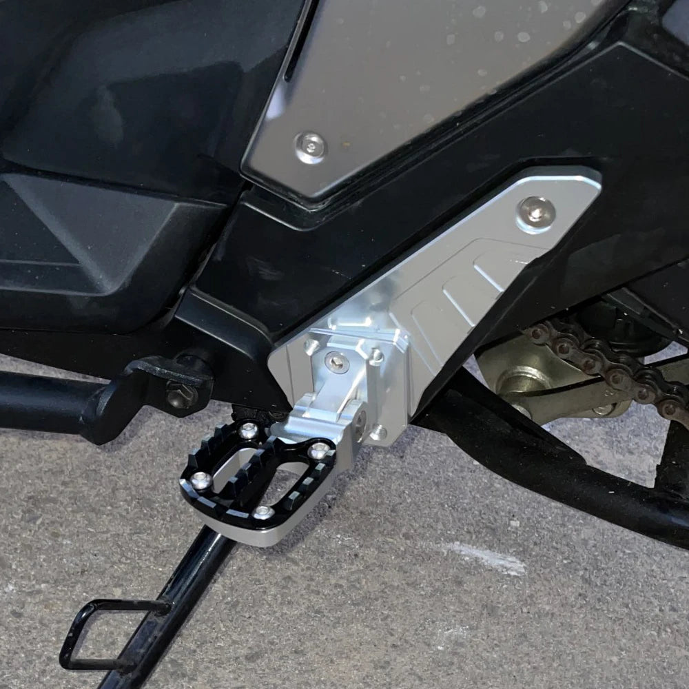 Motorcycle Footrests For HONDA XADV X-adv 750 XADV750 2021 2022 2023 Foot Pegs Aluminum Alloy Rear Pedals Foot Stand Folding Kit