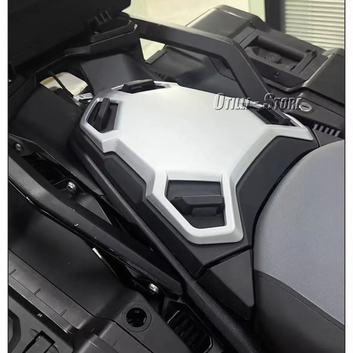 Motorcycle For BMW R1300GS R 1300 GS r1300gs 2023 2024 2025 New Rear Luggage Rack Passenger Seat Cover Cowl Tail Fairing