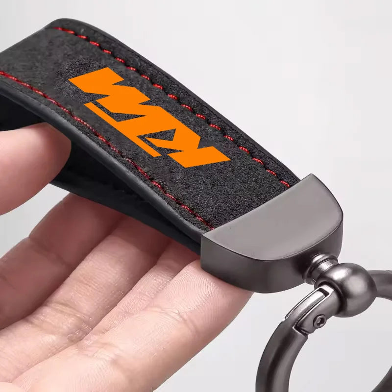 Car Keychain Metal Gift Pendant Key Rings Auto Accessories For KTM EXC Duke 390 200 790 890 690 250 125 990 Adventure Rc390 300