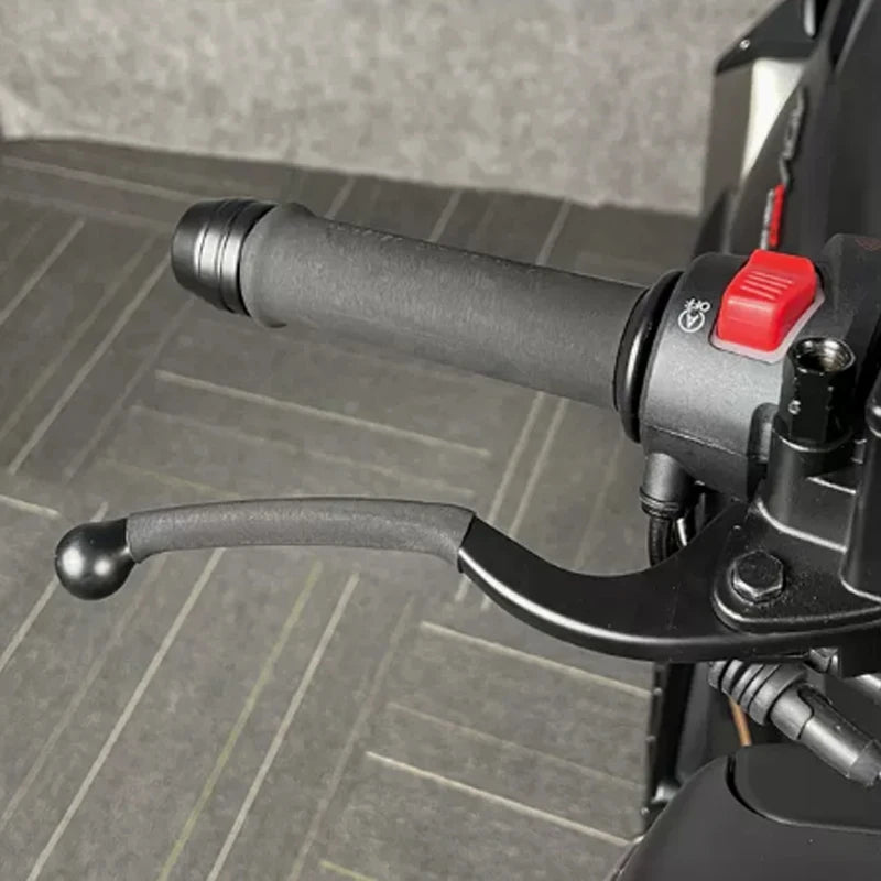 VOGE Non-slip Rubber Grip Glove Motorcycle Handle Cover Universal For VOGE 525R 250RR 300RR 300AC 500AC 650DS 250 300 RR 500 AC