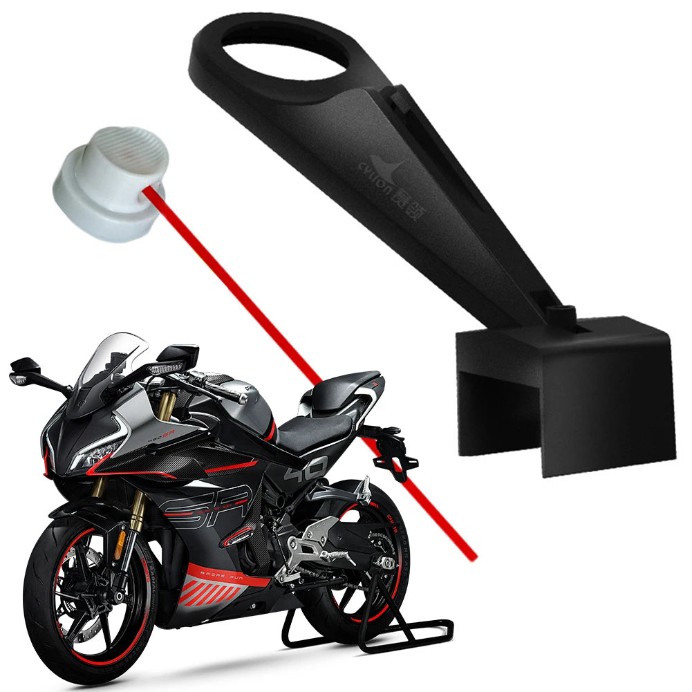 Motorcycle Chain Oiler Spray Gear Mess-Free Chain Wax Chain Cleaner Attachment Motorcycle Chain Lube Oiler Tool for Motorcycle