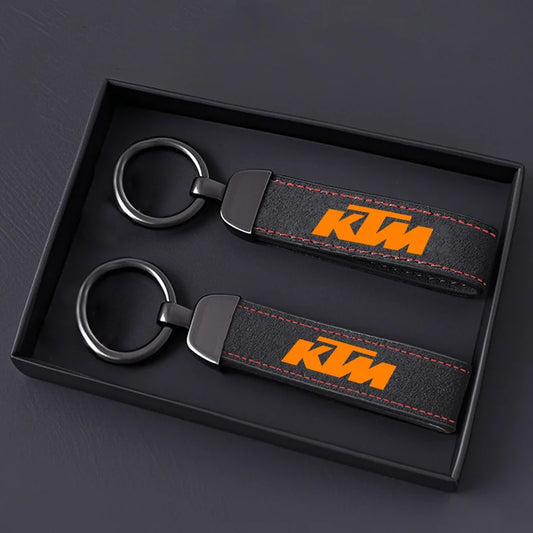 Car Keychain Metal Gift Pendant Key Rings Auto Accessories For KTM EXC Duke 390 200 790 890 690 250 125 990 Adventure Rc390 300