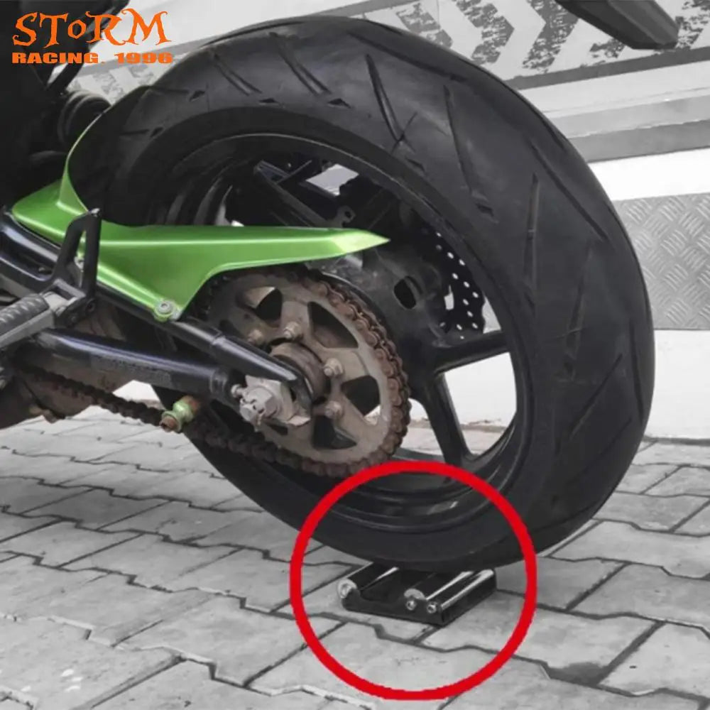 Motorcycle Tire Wheel Cleaning Bracket Stand Universal Chain Clean Roller Ramp Lift Aluminum with Chain Brush