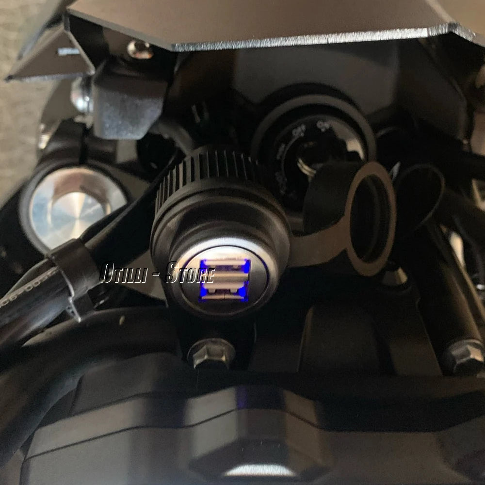 For BMW F900XR G310R F700GS F650GS F800GS R1250R R18 Motorcycle Charger Power Supply Socket USB Waterproof Adapter High Quality